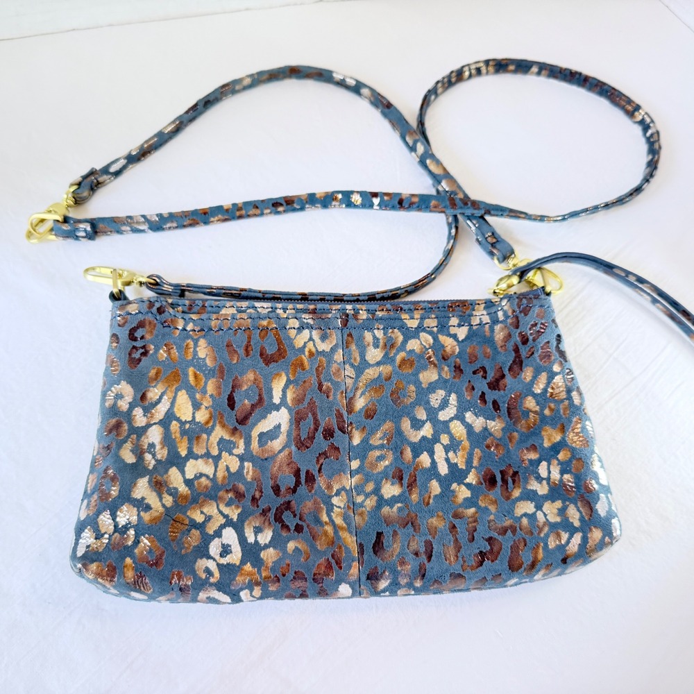 HOBO Int'l DARCY Convertible Blue Mirrored Cheetah Print Xbody Clutch Shoulder - Picture 1 of 14